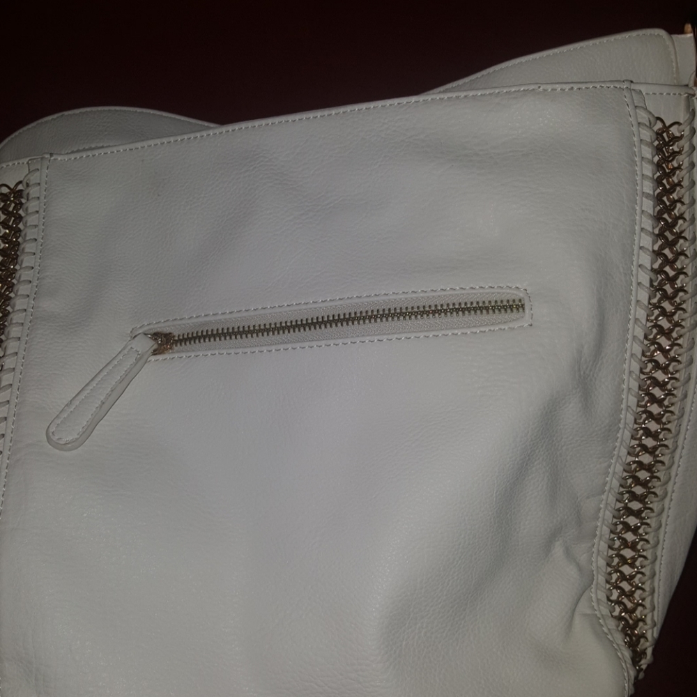Handbag - Picture 3 of 5